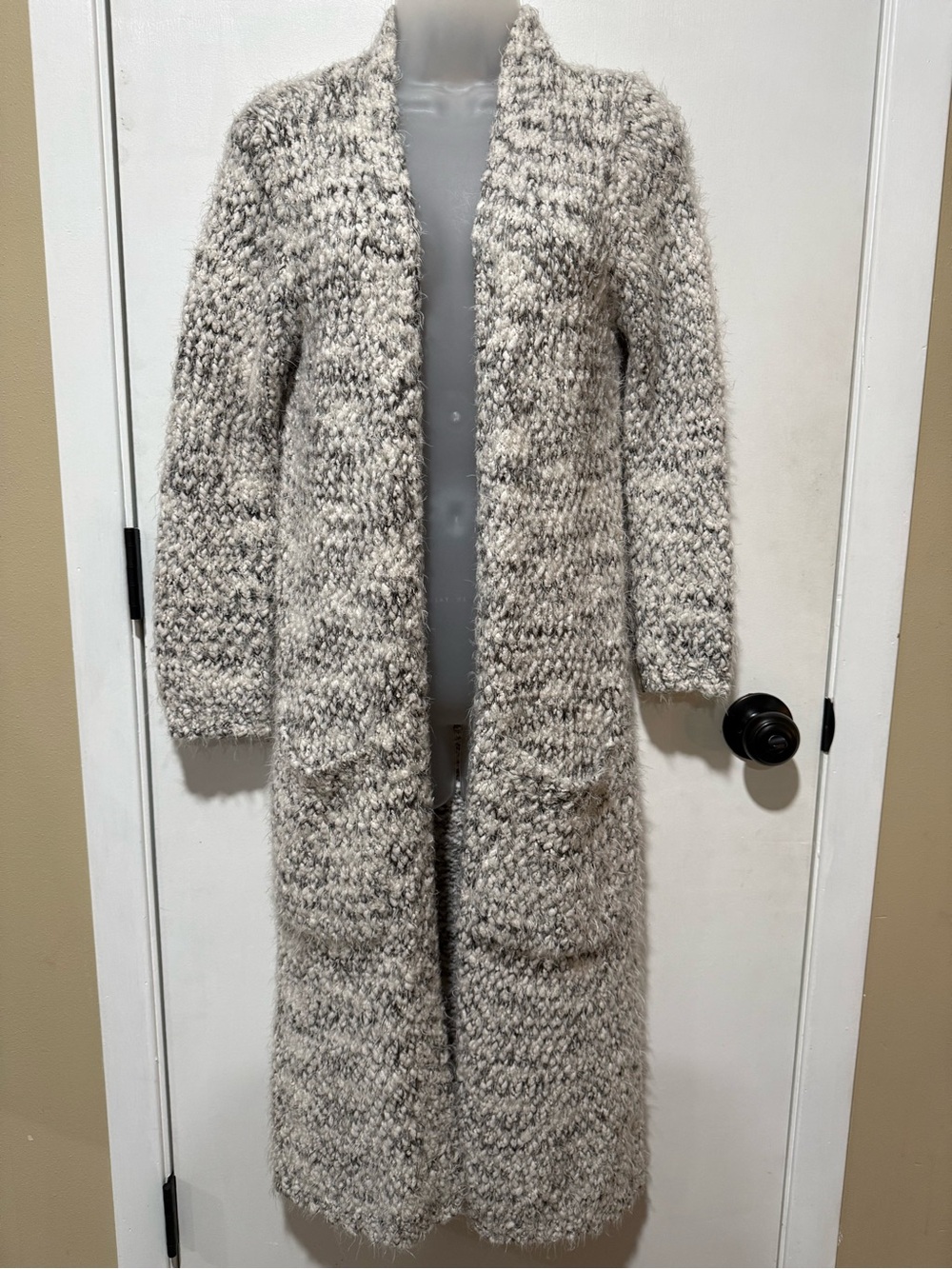 Lush Long Open-Front Cardigan in Ivory and Gray Marled Knit-#1735